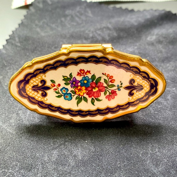 Stratton Other - Antique Stratton Mirror